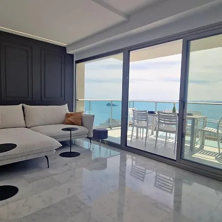 Skyline 37 Terraza Con Vista Al Mar Lejlighed